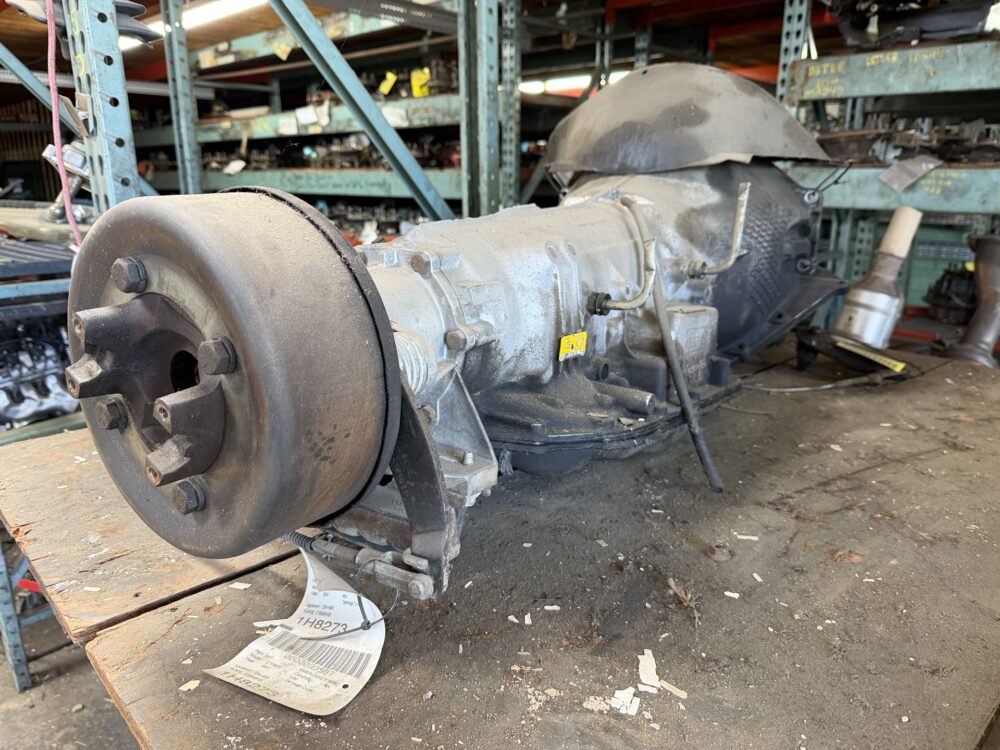 0000099610_3.jpg Used 2001 Chevrolet 3500 Transmission Assembly 6.5L