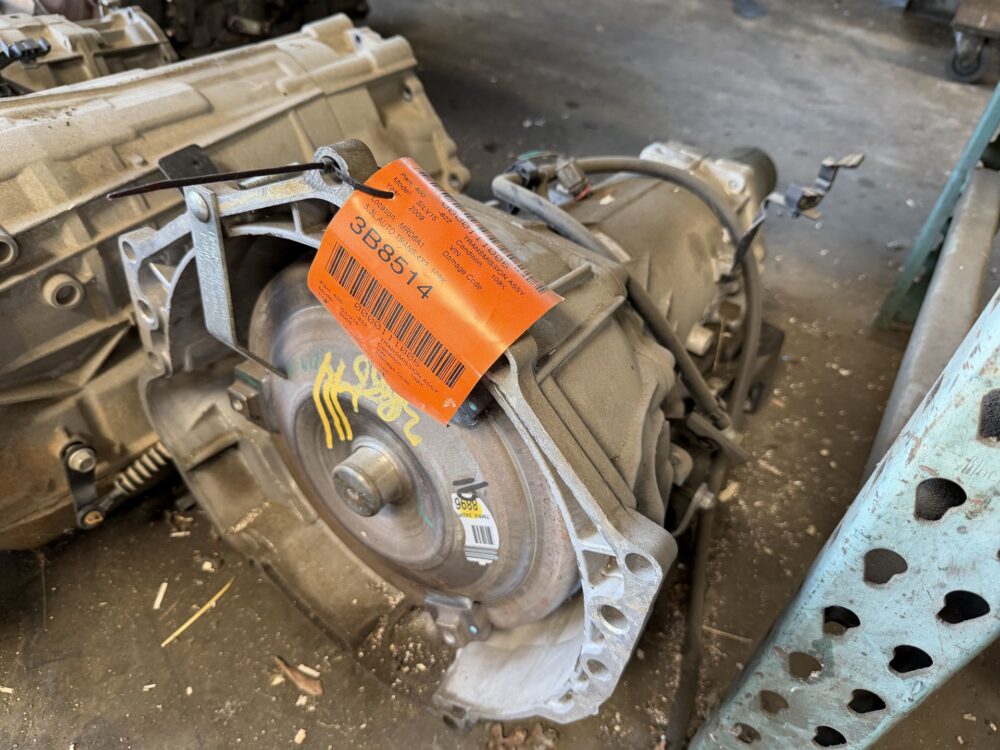 0000111006_2.jpg Used 2009 Chevrolet Silverado 1500 Transmission Assembly 5.3L