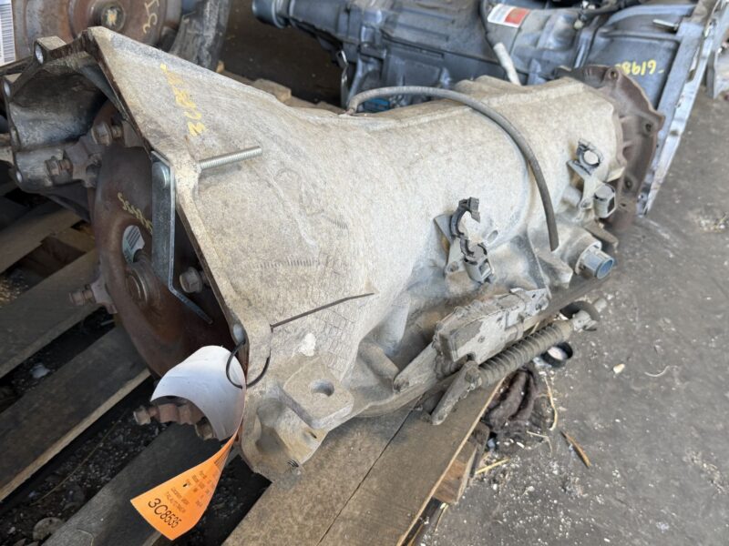 0000113167_0.jpg Used 1995 Chevrolet Suburban 2500 Transmission Assembly 7.4L