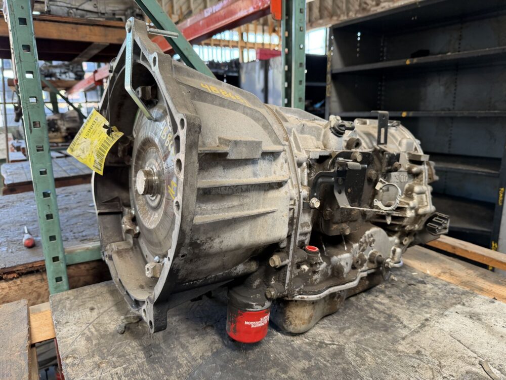0000119673_2.jpg Used 2013 Chevrolet Silverado 3500 Transmission Assembly 6.6L