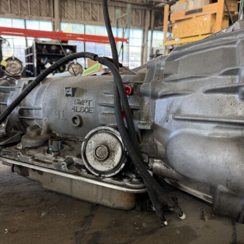 0000125481_2.jpg Used 2001 GMC Yukon XL 1500 Transmission Assembly 6.0L
