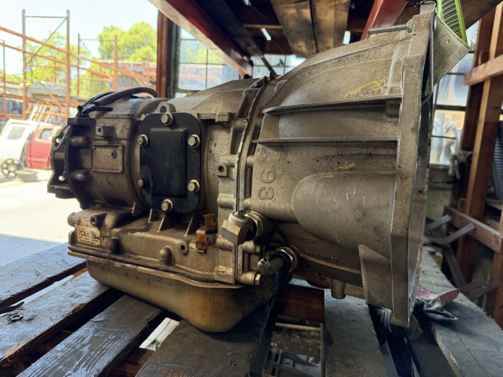 0000127686_3.jpg Used 2018 Chevrolet Silverado 3500 Transmission Assembly 6.6L