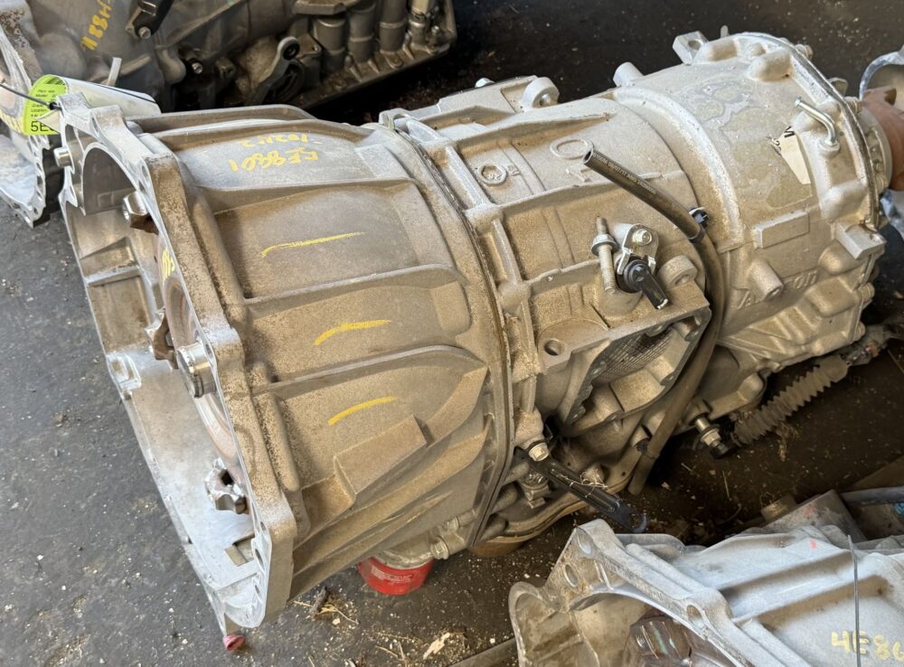 0000127754_0.jpg Used 2018 Chevrolet Silverado 3500 Transmission Assembly 6.6L