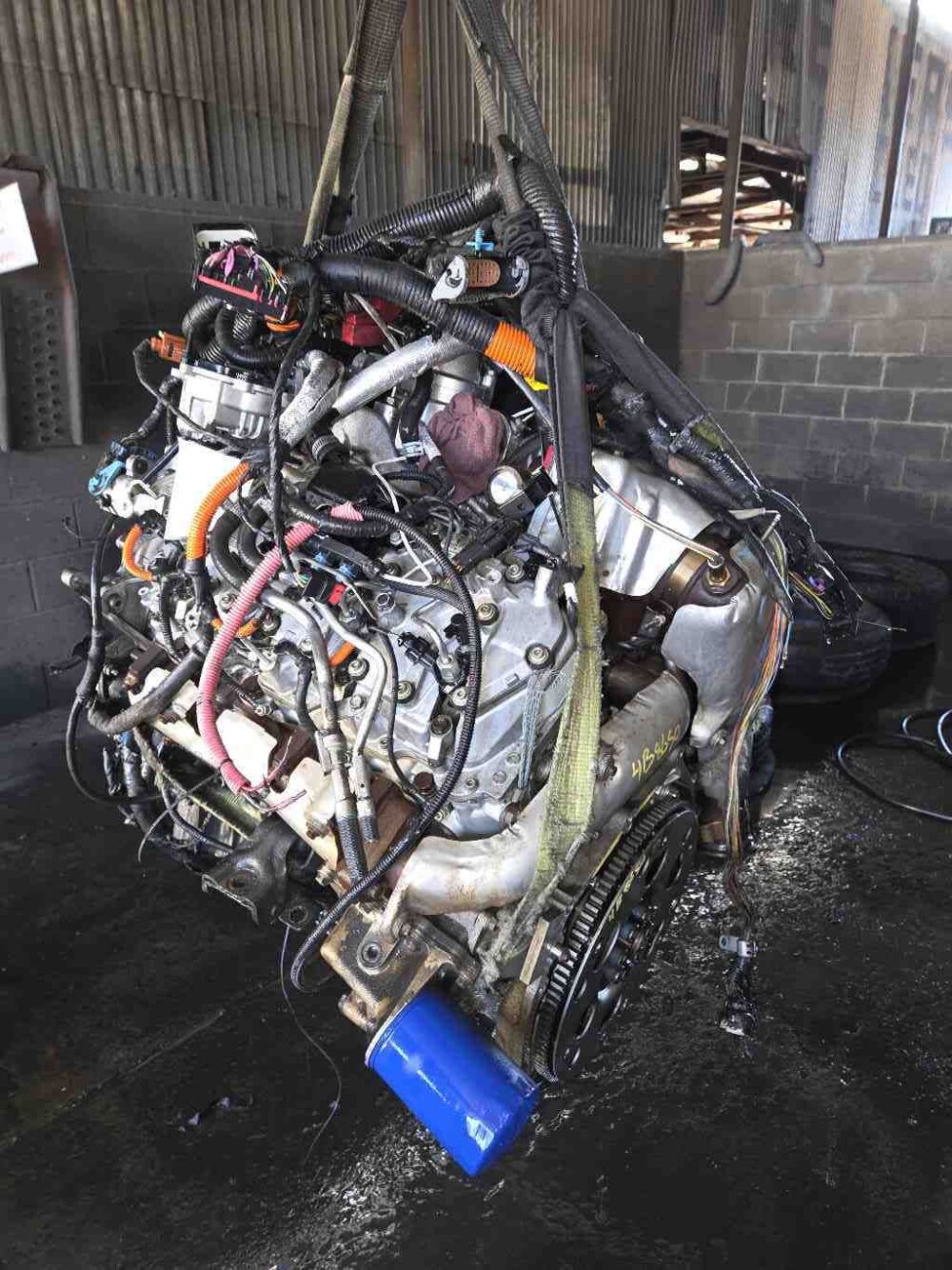 0000128467_0.jpg 2011 Chevrolet Silverado 3500 Pickup ENGINE ASSEMBLY
