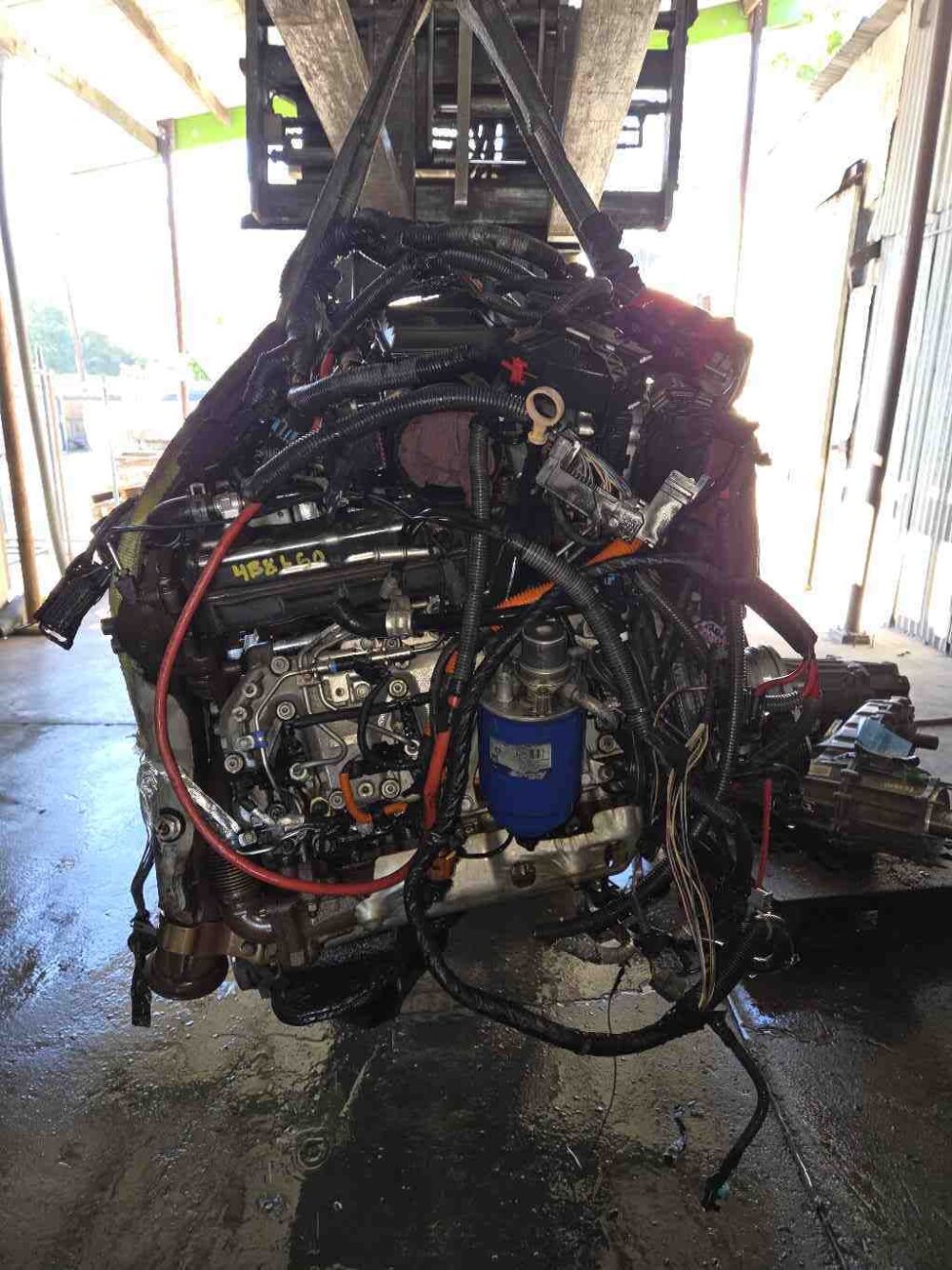 0000128467_3.jpg 2011 Chevrolet Silverado 3500 Pickup ENGINE ASSEMBLY