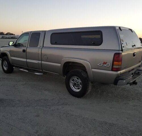 Used 2003 GMC Sierra 2500 Topper.tonneau