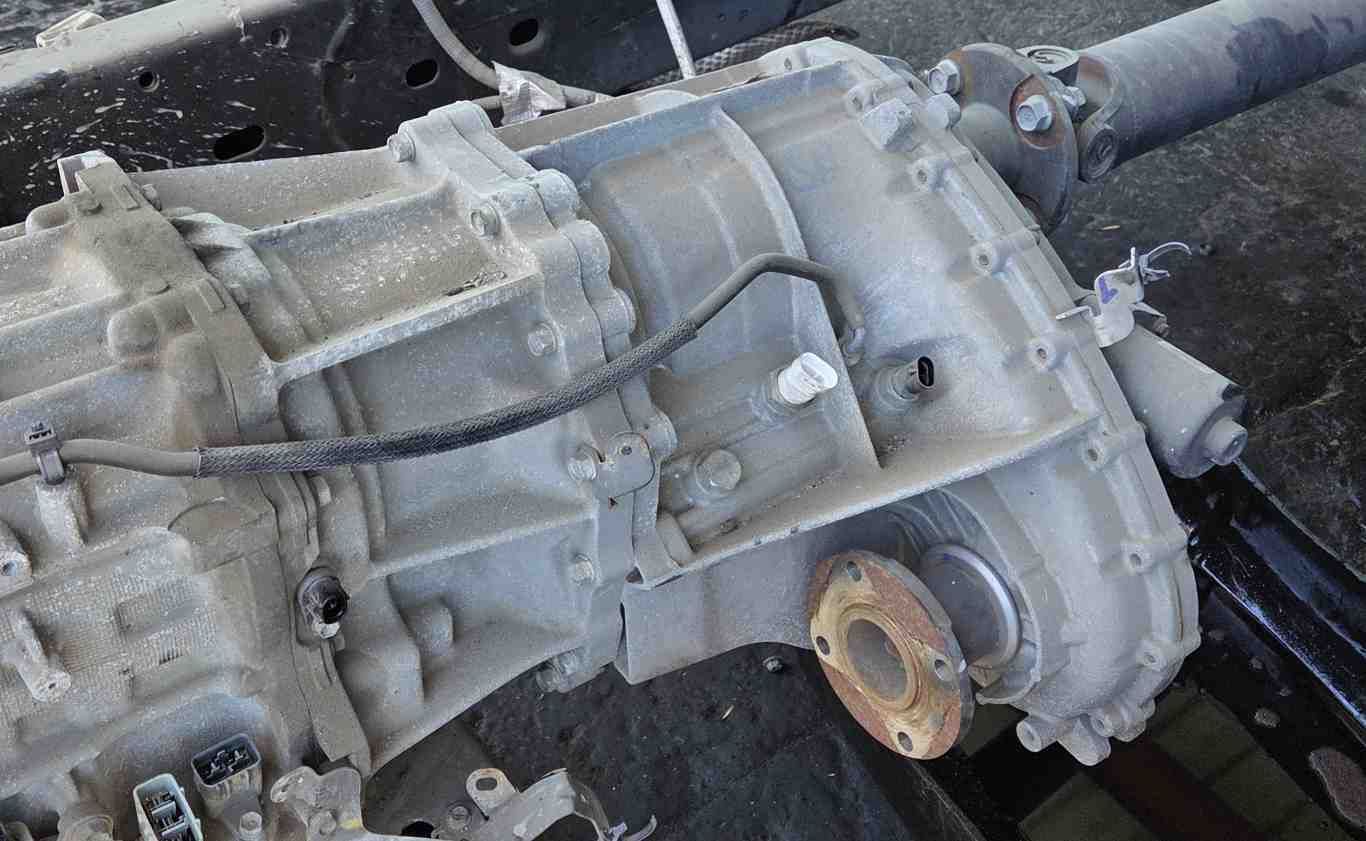 Used 2017 Nissan Titan Xd Transfer Case Assembly 5.0L